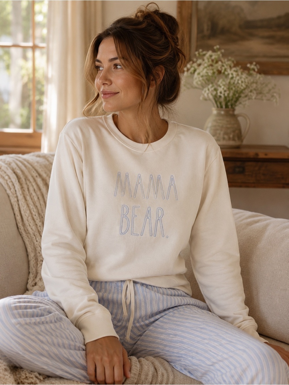 NWT Rae Dunn Mama Bear Sweatshirt Women’s Cream Pullover Cozy Small